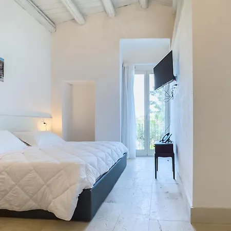 Borgo Novella Hotel *